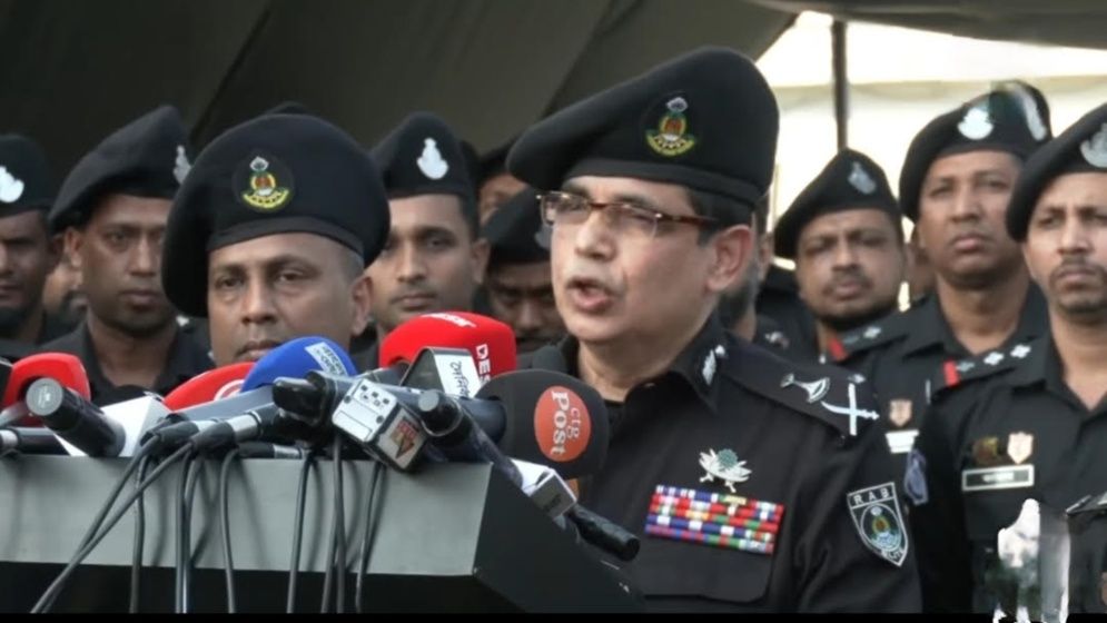 জঙ্গল সলিমপুরে সন্ত্রাসীদের নির্মূল করা হবে : র‍্যাব মহাপরিচালক