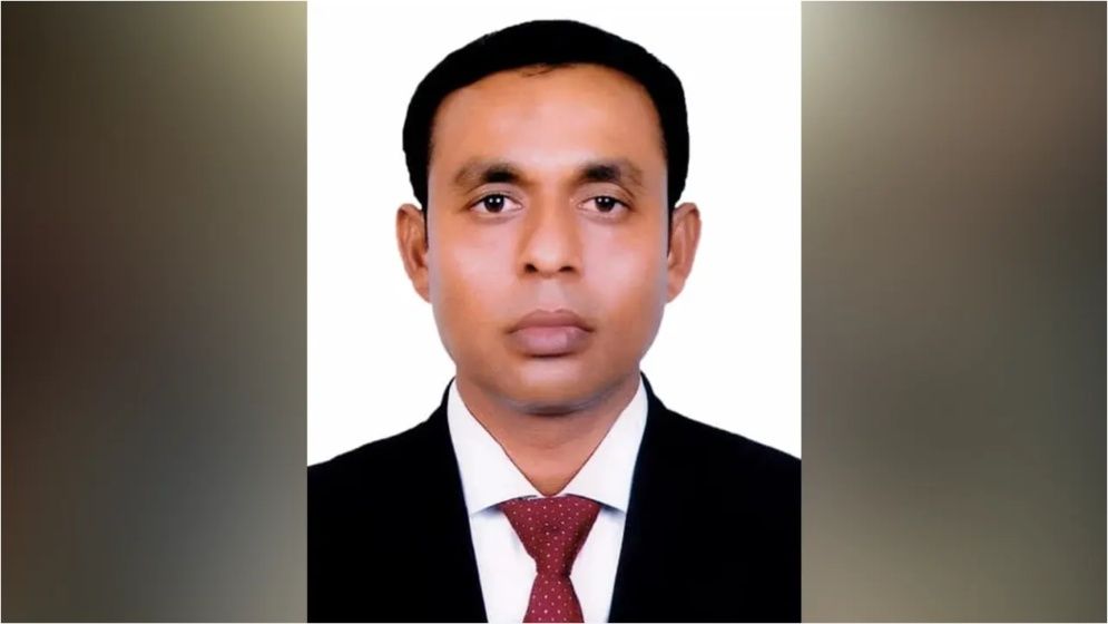 বাংলাদেশের রাজনীতিতে নৈতিক আদর্শ বড়, না ক্ষমতা