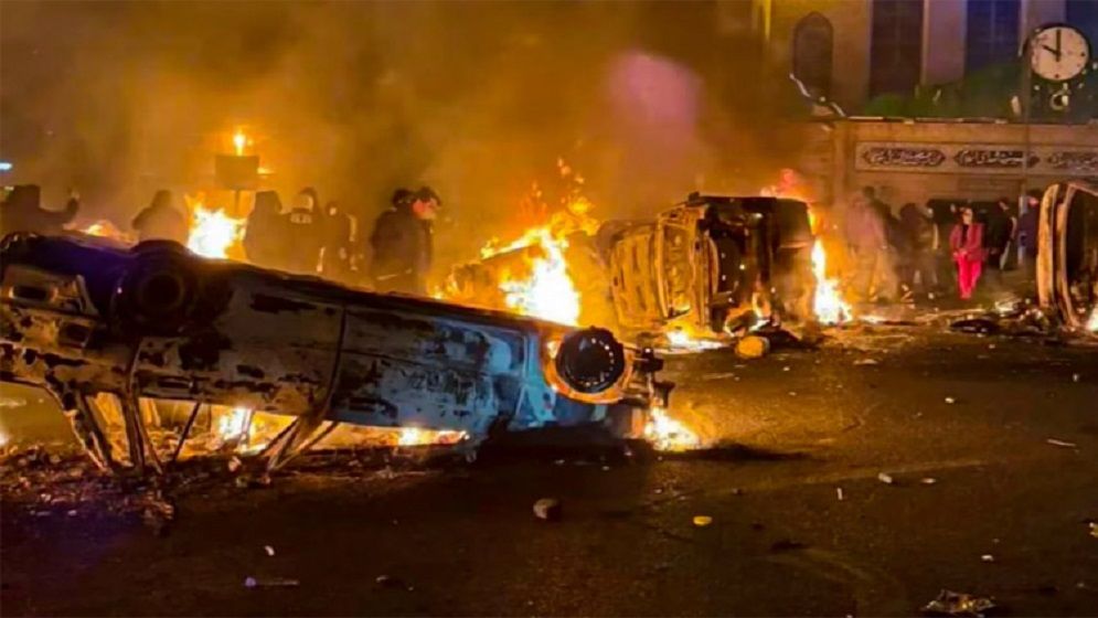 ইরানে সরকারবিরোধী বিক্ষোভে নিহত প্রায় ২ হাজার