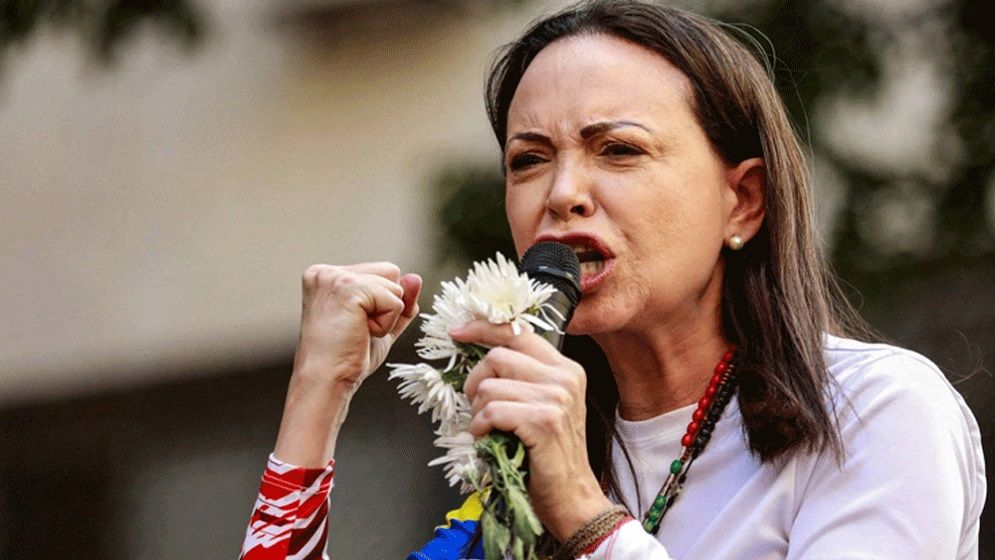 ভেনেজুয়েলায় নেতৃত্ব দেওয়ার অঙ্গীকার মাচাদোর