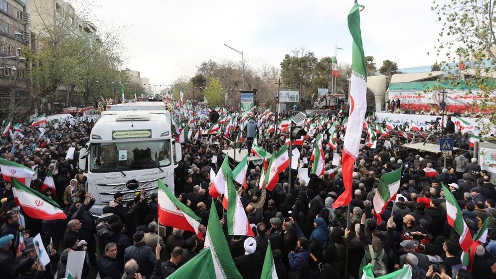 সরকারবিরোধী বিক্ষোভে গ্রেপ্তার ৮০০ জনের ফাঁসি স্থগিত করল ইরান