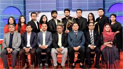 ভারত বাংলাদেশের জনগণের বিপক্ষে অবস্থান নেওয়া দুঃখজনক : আলী রীয়াজ