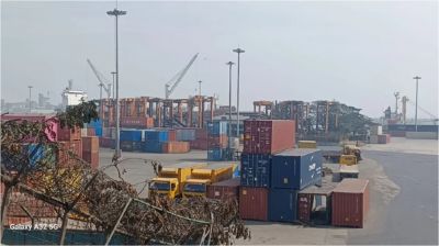 স্থবির চট্টগ্রাম বন্দর