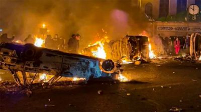 ইরানে সরকারবিরোধী বিক্ষোভে নিহত প্রায় ২ হাজার