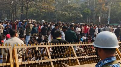 তিন ইস্যুতে ছাত্রদলের নির্বাচন কমিশন ঘেরাও