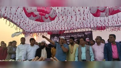 রুপগঞ্জে বেগম খালেদা জিয়ার মাগফিরাত কামনায় দোয়া ও শীতবস্ত্র বিতরণ