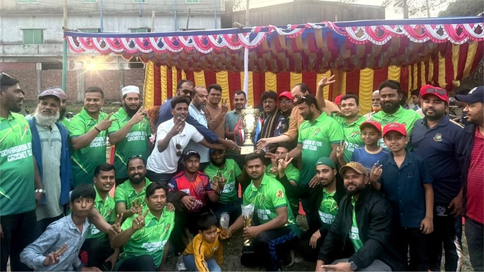 সোনারগাঁয়ে লিজেন্ড কাপ ৩৫ প্লাস টুর্নামেন্টের ফাইনালে সোনালী অতীতের জয়