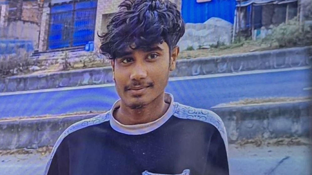 বোনকে উত্ত্যক্তের প্রতিবাদে দ্বন্দ্ব, যুবককে ছুরিকাঘাতে হত্যা