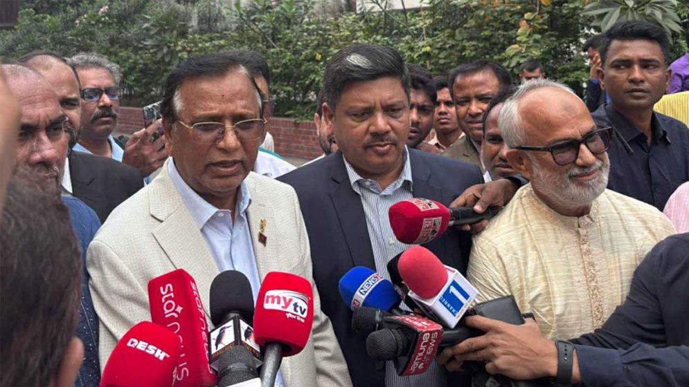 মশক নিধন, বনায়ন ও পরিচ্ছন্ন নগর গড়ার নির্দেশ প্রধানমন্ত্রীর: ডিএসসিসি প্রশাসক