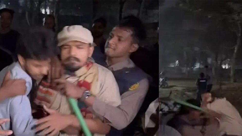 সোহরাওয়ার্দী উদ্যানে অভিযানে মারধরের ঘটনায় চার পুলিশ সদস্য প্রত্যাহার