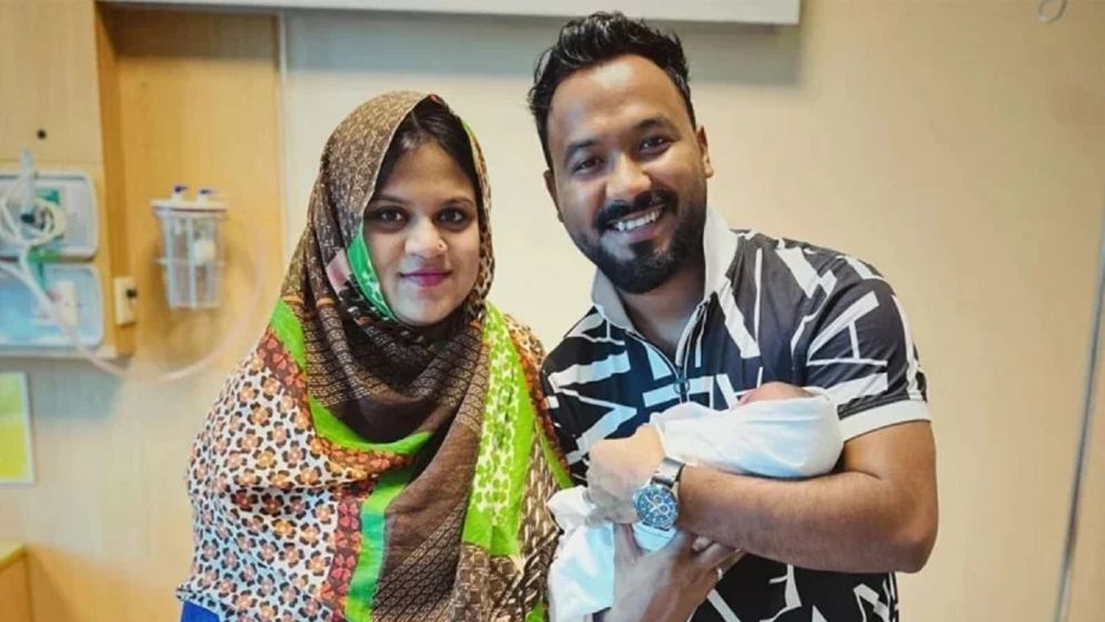 কন্যা সন্তানের বাবা হলেন ‘কাবিলা’খ্যাত পলাশ