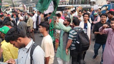 শাহবাগ মোড় অবরোধ