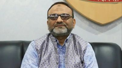 লাল পাসপোর্ট জমা দিয়েছেন ঢাবি ভিসি