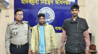 বাসের ২ যাত্রীর কাছে মিলল ইয়াবা