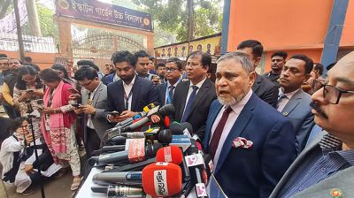 গণতন্ত্রের ট্রেনে উঠেছে বাংলাদেশ: সিইসি