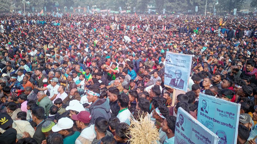 ঠাকুরগাঁওয়ে তারেক রহমানের জনসভায় লাখো নেতা-কর্মীর ঢল