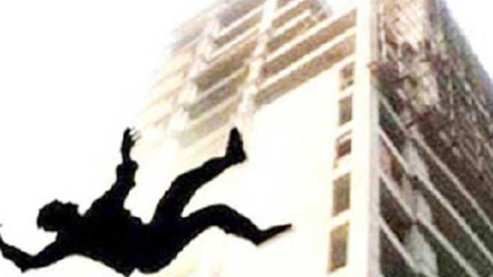 বগুড়ায় ভবন থেকে পড়ে প্রাণ গেল নির্মাণ শ্রমিকের