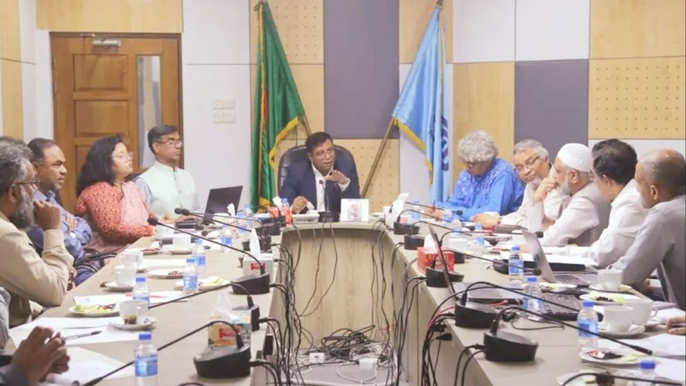 সব বিশ্ববিদ্যালয়ে ৬০ দিনের মধ্যে ফ্রি ইন্টারনেট সুবিধা দেওয়ার নির্দেশ