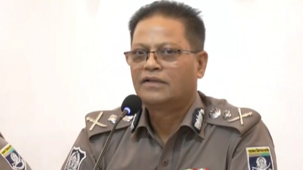 হাদি হত্যা মামলার আসামিদের ফেরত আনার কাজ চলছে: আইজিপি