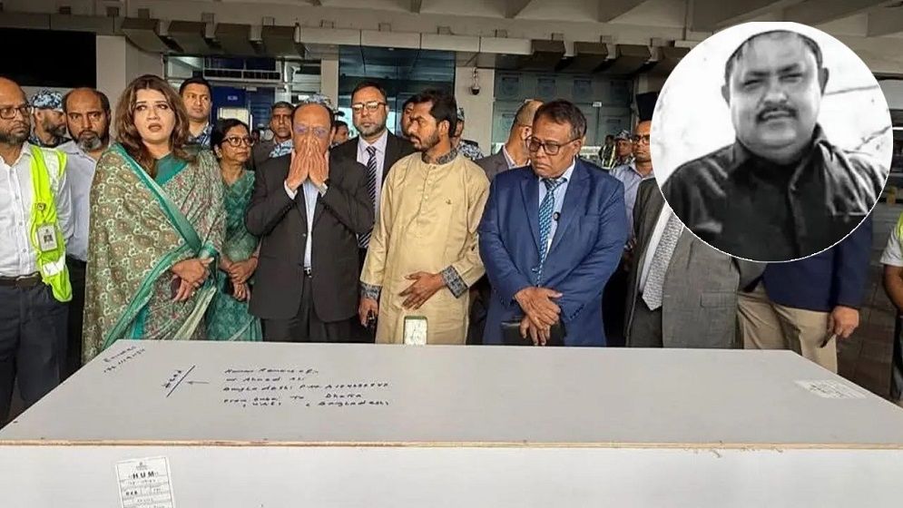 দুবাইয়ে নিহত প্রবাসী আহমেদ আলীর মরদেহ দেশে পৌঁছেছে