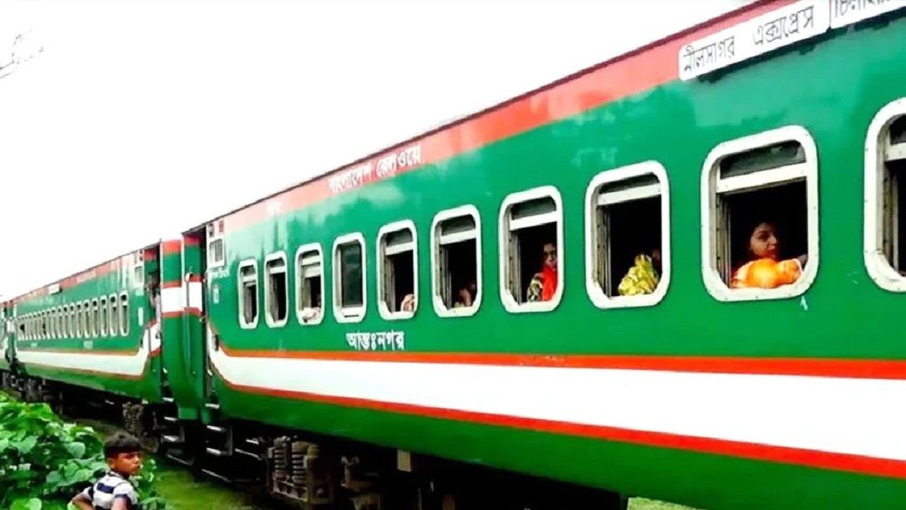 বগুড়ায় ২১ ঘণ্টা পর ট্রেন চলাচল স্বাভাবিক