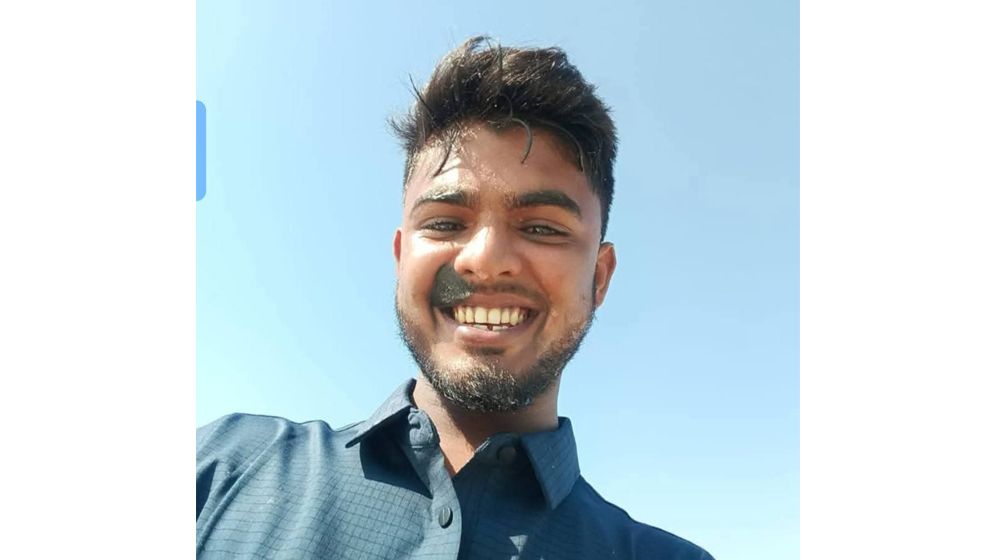 রূপগঞ্জে দুবাই প্রবাসীকে কুপিয়ে হত্যা, বন্ধুর হাত পায়ের রগ কর্তন