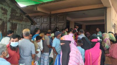 সোনারগাঁ পৌরসভায় ভিজিএফের চাল বিতরণে অনিয়মের অভিযোগ