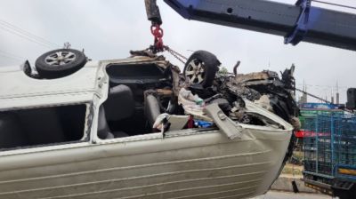 সড়কে ঝরল ৩ প্রাণ