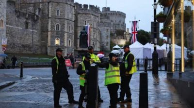 লন্ডনে ইরানের পক্ষে গুপ্তচরবৃত্তির অভিযোগে ৪ জনকে গ্রেফতার