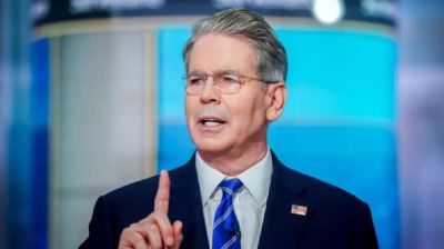 ইরানে আজ রাতেই যুক্তরাষ্ট্রের ‘বৃহত্তম বোমাবর্ষণ’: মার্কিন মন্ত্রী