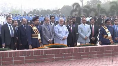 বীর শহীদদের প্রতি স্মৃতিসৌধে প্রধান বিচারপতির শ্রদ্ধা নিবেদন