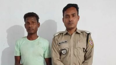 বগুড়ায় চোলাই মদসহ গ্রেপ্তার ১