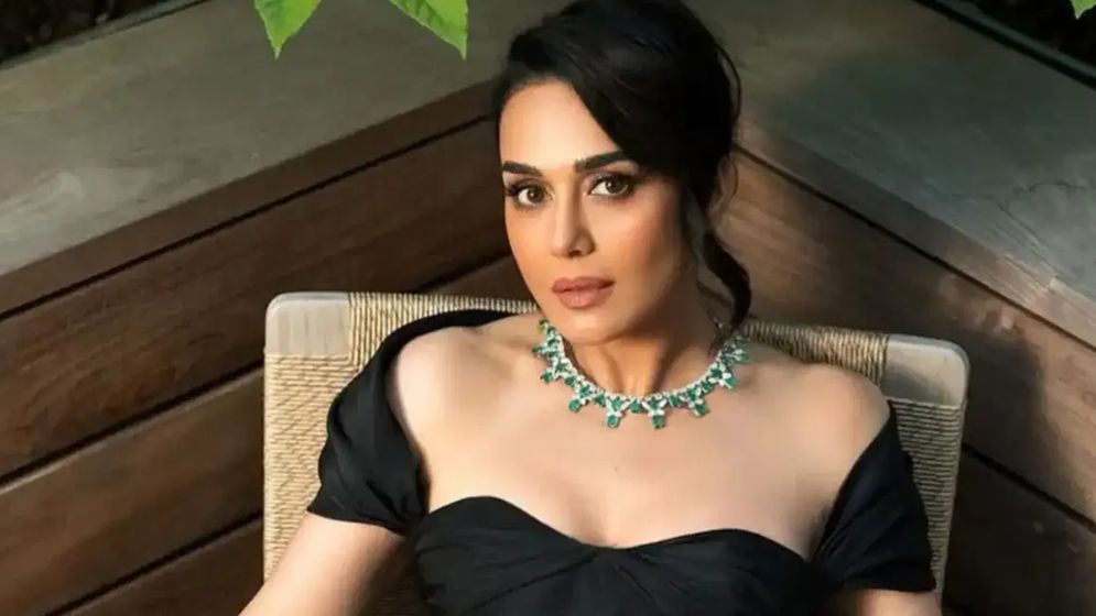 বাড়ি বিক্রি করলেন প্রীতি জিনতা