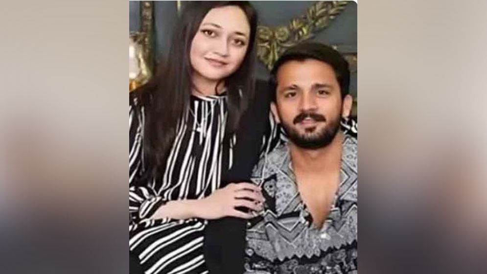 সংসার ভাঙল ইউটিবার রজব বাটের