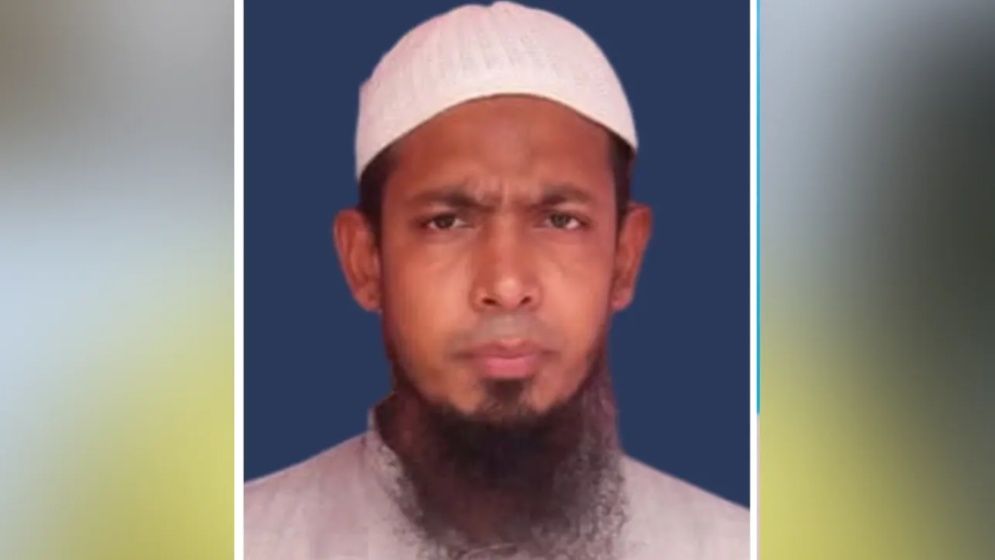 দুর্নীতির অভিযোগে বিতর্কিত ব্যাংক কর্মকর্তা কুড়িগ্রামে, অপসারণের দাবি