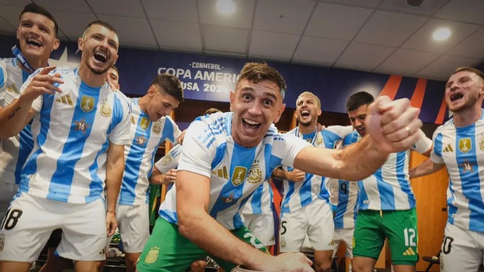 বিশ্বকাপের আগে তিনটি দুঃসংবাদ পেল আর্জেন্টিনা