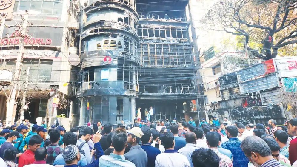 একাধিক রেস্তোরাঁর মালিকসহ ১৩ আসামিকে গ্রেপ্তারে পরোয়ানা