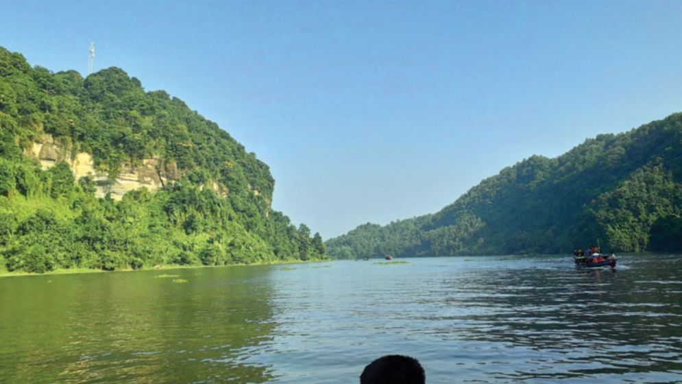 কাপ্তাই হ্রদে মাছ ধরায় নিষেধাজ্ঞা