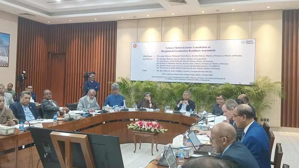 জ্বালানি সংকট দীর্ঘমেয়াদে অর্থনীতিতে প্রভাব ফেলতে পারে: অর্থমন্ত্রী