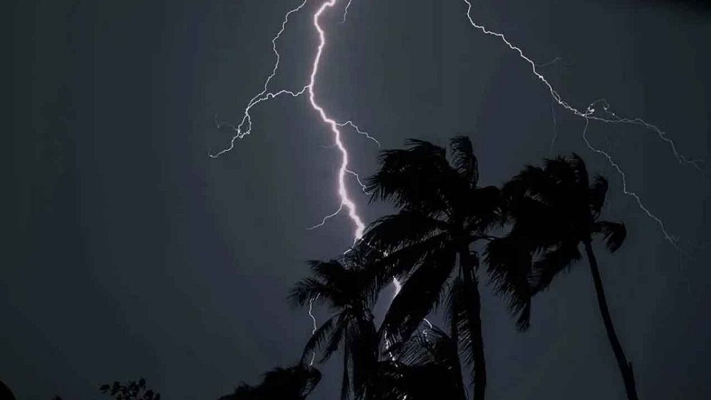 দেশের ৮ জেলায় ঝড়-বৃষ্টির আশঙ্কা