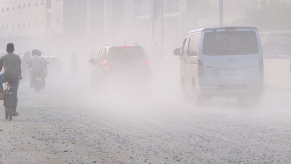 দূষিত শহরের তালিকায় অষ্টম স্থানে ঢাকা