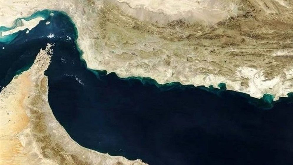 হরমুজ প্রণালিতে মার্কিন অবরোধে ভারতে জ্বালানি সংকটের আশঙ্কা