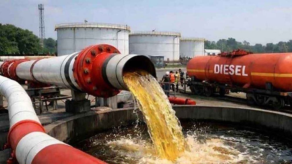 ভারত থেকে পাইপলাইনের মাধ্যমে এলো ৭ হাজার টন ডিজেল