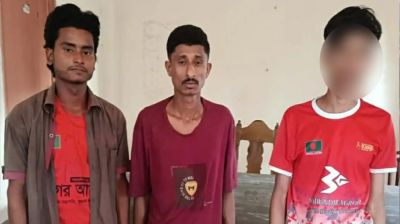 কক্সবাজারে ডাকাতি করতে গিয়ে আটক ৩