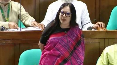 ‘এমপিদের সামনে কথা বলছি, ৩০০ হামের রোগীর সামনে না’