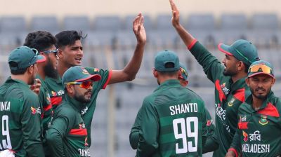 দুইশর আগেই থামল নিউজিল্যান্ড