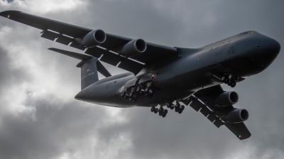 পাকিস্তানে অবতরণ করল ৬ মার্কিন সামরিক বিমান