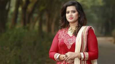 বিএনপিকে লাল সালাম দিলেন সংগীতশিল্পী ন্যান্সি