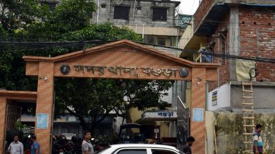 বগুড়ায় স্কুল থেকে বাড়ি ফেরার পথে ইজিবাইকের ধাক্কায় ছাত্রী নিহত