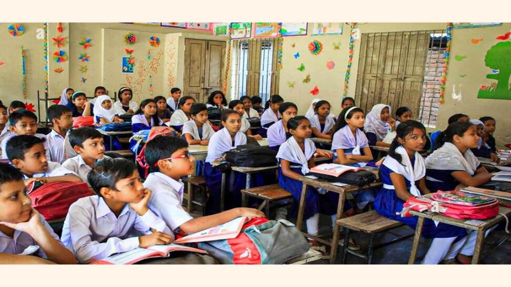 শিক্ষাপ্রতিষ্ঠানে আসছে লম্বা ছুটি